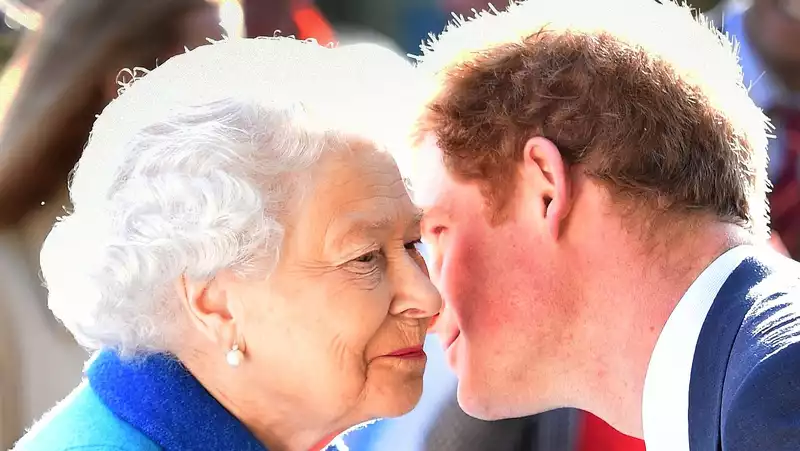 Prince Harry went into "panic mode" upon hearing of Queen's hospitalization, sources say