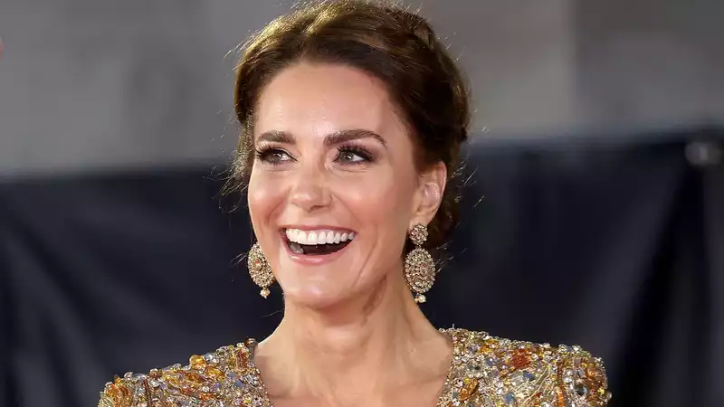 Kate Middleton's James Bond Premiere Look Was a Tribute to Princess Diana