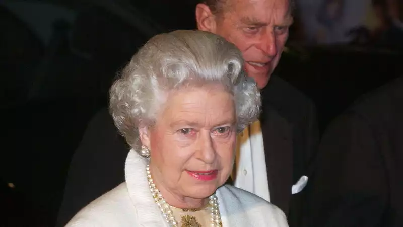 Queen confesses to having seen all the James Bond movies.