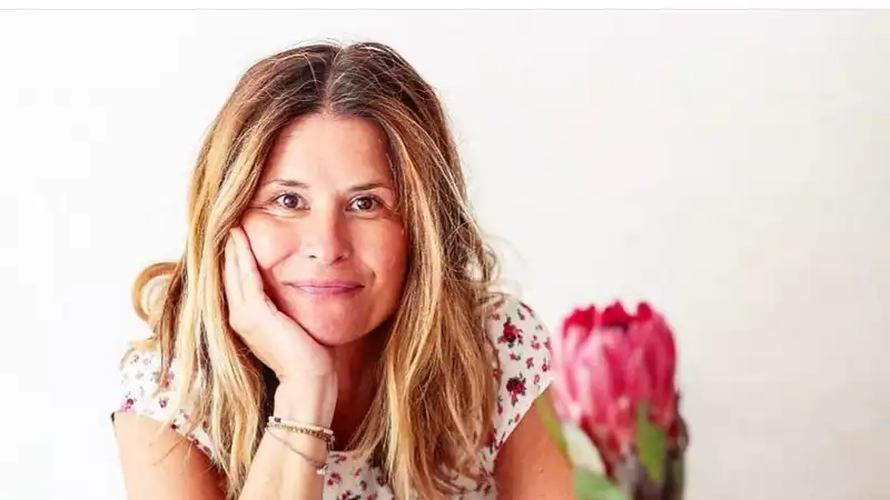 Clean Beauty entrepreneur Larissa Thomson shops in her own closet