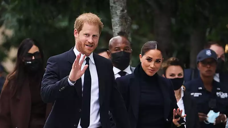 Meghan Markle and Prince Harry arrive in New York City.