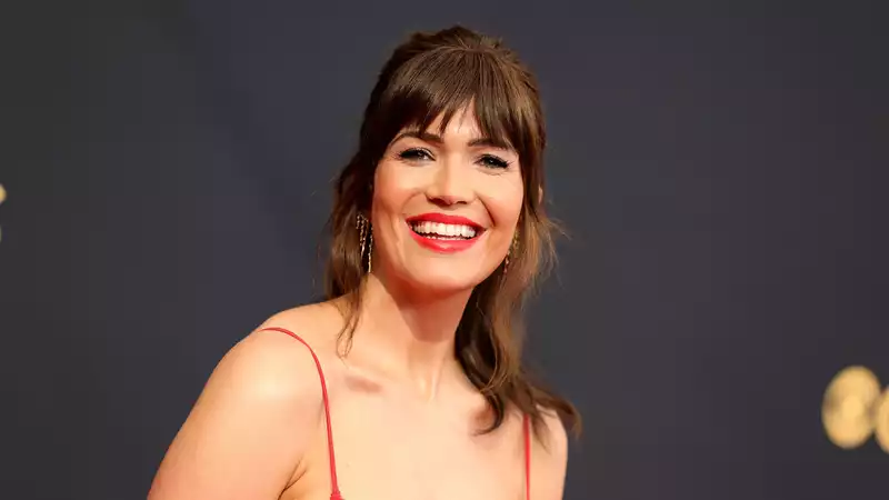 Mandy Moore's Breast Pump is the "MVP Accessory" of the Emmys! | theWORLD