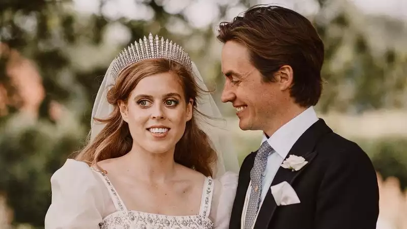 Princess Beatrice reveals her daughter's name as Sienna Elizabeth.