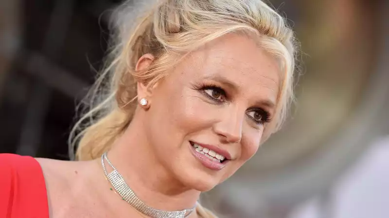 Britney Spears Deletes Instagram Account After Announcing Engagement