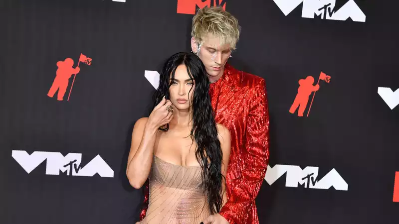 Megan Fox and Machine Gun Kelly Shine as Sexiest Couple at the 2021 VMAs