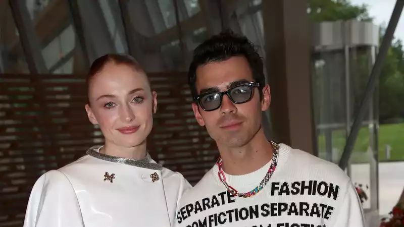 Joe Jonas posts TikTok of being (playfully) slapped by Sophie Turner