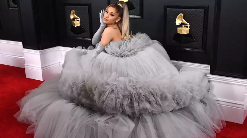 Ariana Grande cuddles with husband Dalton Gomez in new Instagram photo