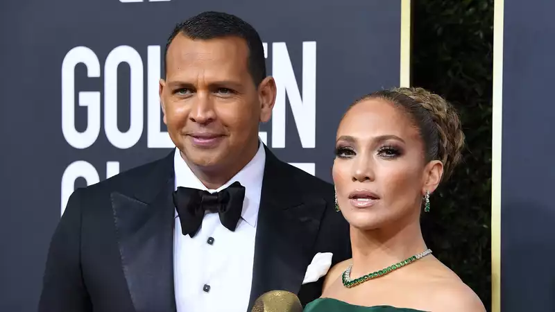 Jennifer Lopez unfollowed Alex Rodriguez on Instagram and deleted all photos of them together