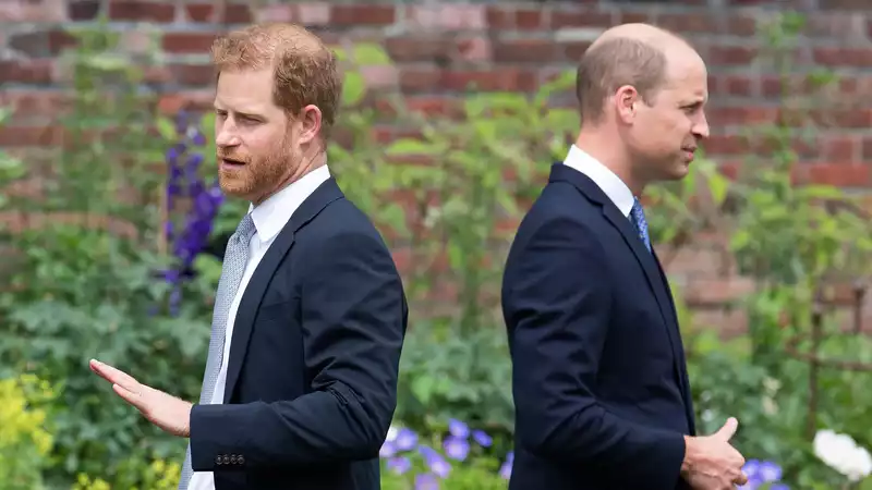 Prince William Does Not Consider Feud with Prince Harry a "Priority," Royal Expert Says