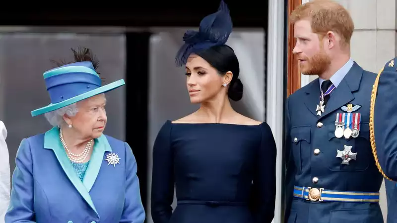 Queen will not put Prince Harry and Meghan Markle ahead of monarchy, royal expert says