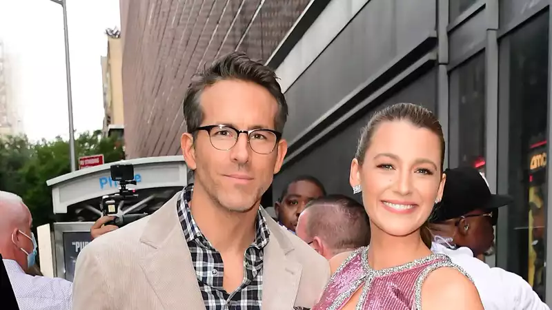 Blake Lively is the perfect pink mermaid in a sequined dress at the "Free Guy" premiere.