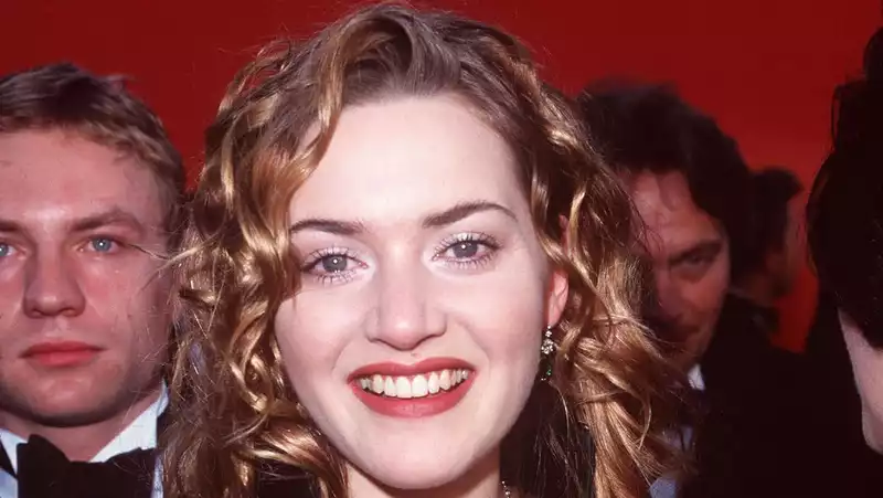 Kate Winslet talks about the meaning of her favorite red carpet dress.