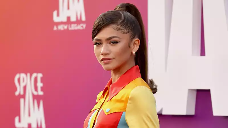 Zendaya stuns in color-blocked Moschino short suit at "Space Jam" premiere