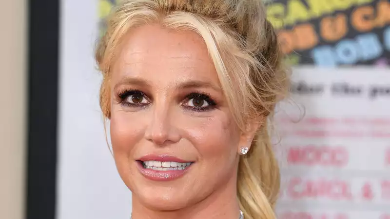 Britney Spears' Lawyer Offers to Resign from Conservatorship