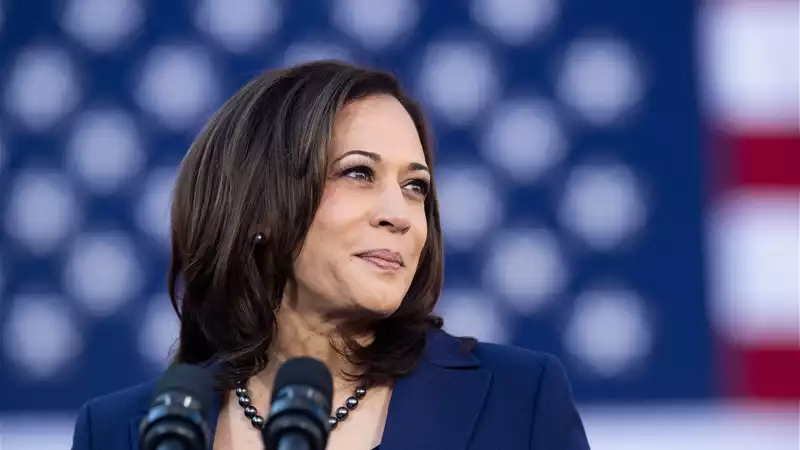 What are the assets of Kamala Harris?