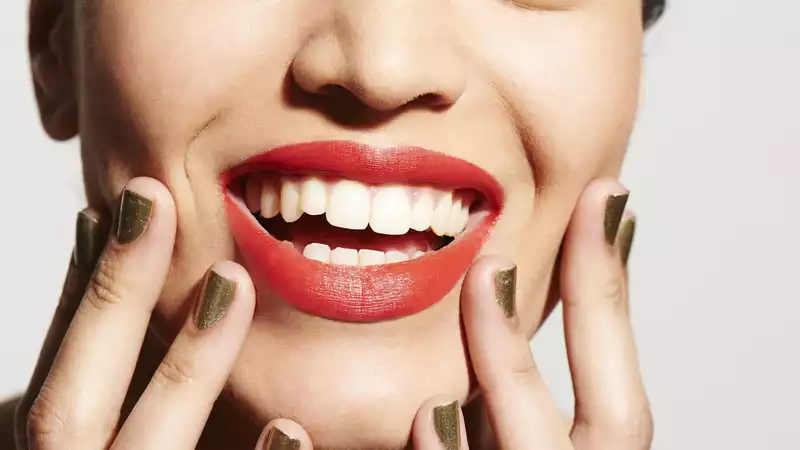 11 Best Teeth Whitening Kits for 2021