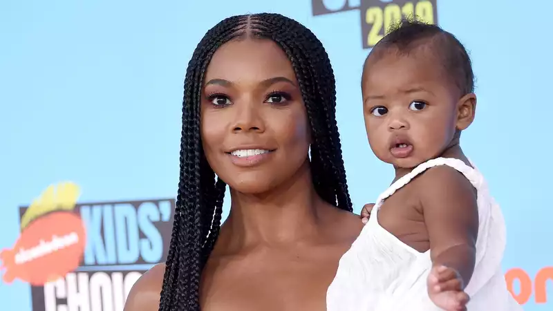 Gabrielle Union's Daughter Kaavia Talks to Bees in Adorable Instagram Video