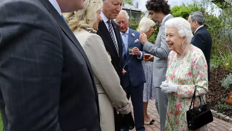 Was the Queen's brooch a secret tribute to Harry and Meghan?