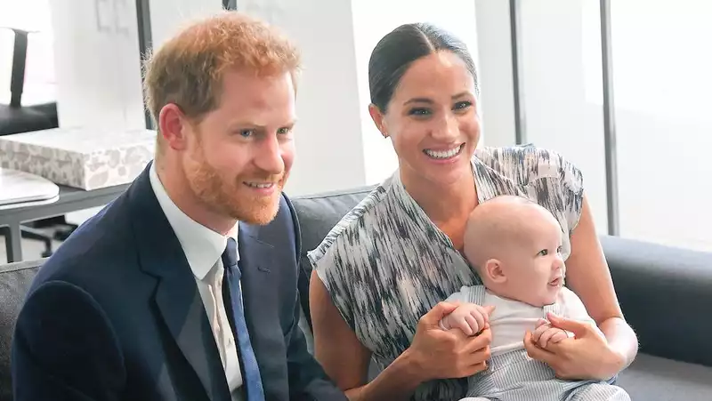 Meghan Markle Dedicates New Book "Bench" to Prince Harry and Archie