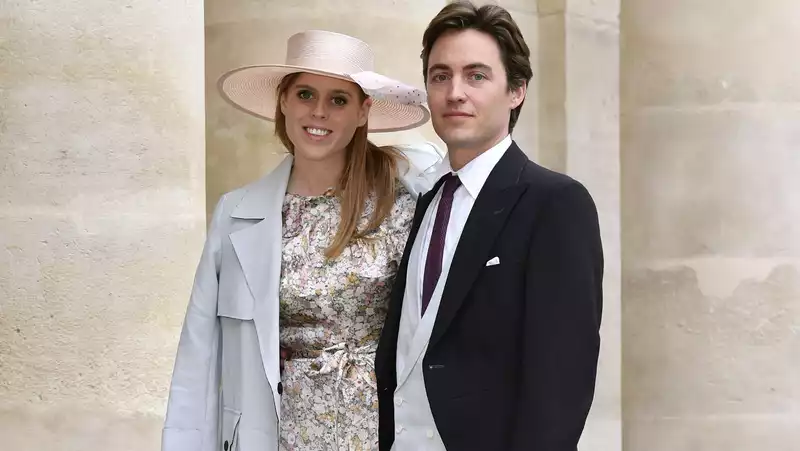 Princess Beatrice is expecting her first child with Edoardo Mapelli Mozzi.