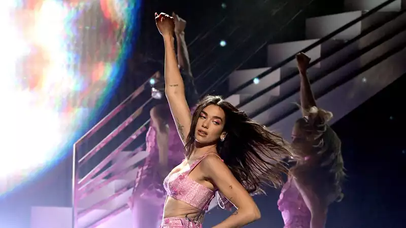 Dua Lipa's Grammy Performance Was Full of Post-Vaccine Club Energy