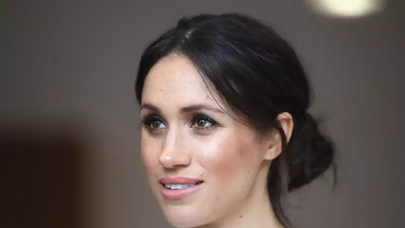 Twitter Accuses British Tabloid of Treating Meghan Markle and Prince Andrew Differently