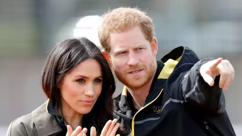 Meghan and Harry accuse Buckingham Palace of "smear campaign" article