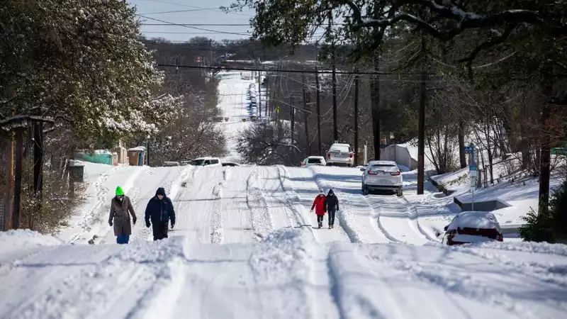 How to Help Texans as Winter Storm Uri Rages On