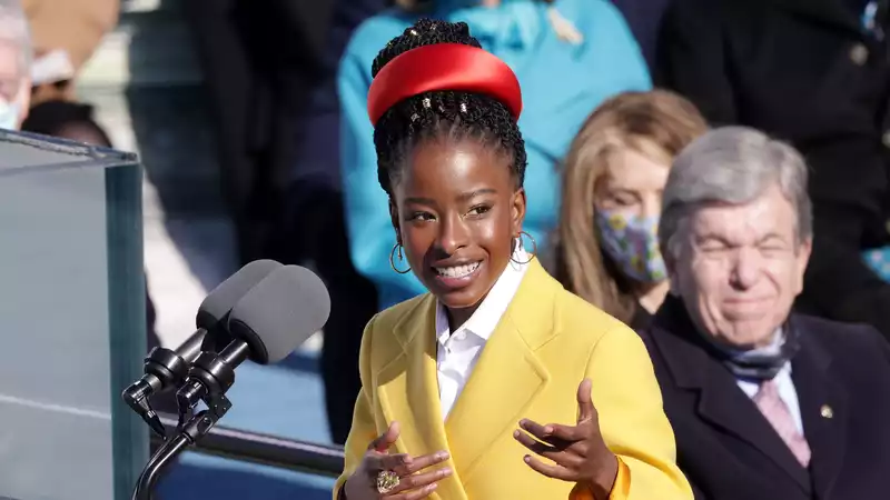 Amanda Gorman, 22-year-old inaugural poet, wears Oprah's jewelry.