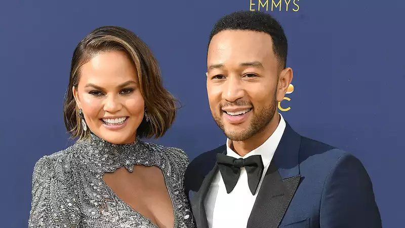 John Legend left an NSFW comment on Chrissy Teigen's Instagram photo.