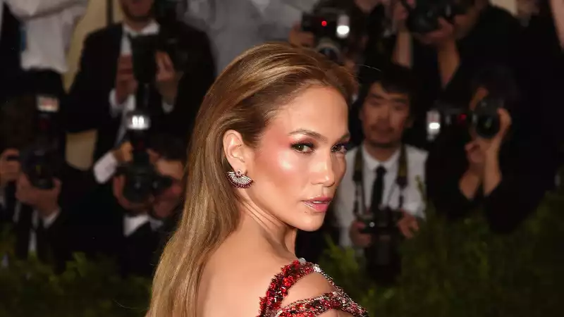 Jennifer Lopez's new song "In the Morning" is sexy AF