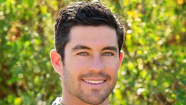 Who is Spencer Robertson, the "Bachelorette" hotshot?