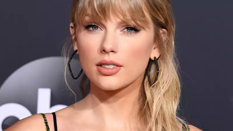 Taylor Swift Speaks Out After Scooter Braun Sells Her Masters for Over $300 Million