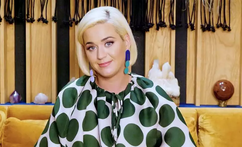 Katy Perry releases powerful video of herself pumping breast milk