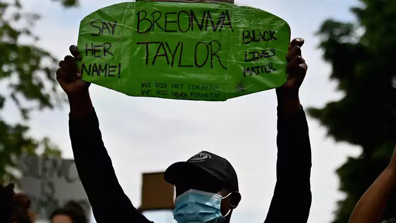 Protesters still demand justice for Braena Taylor. How You Can Help