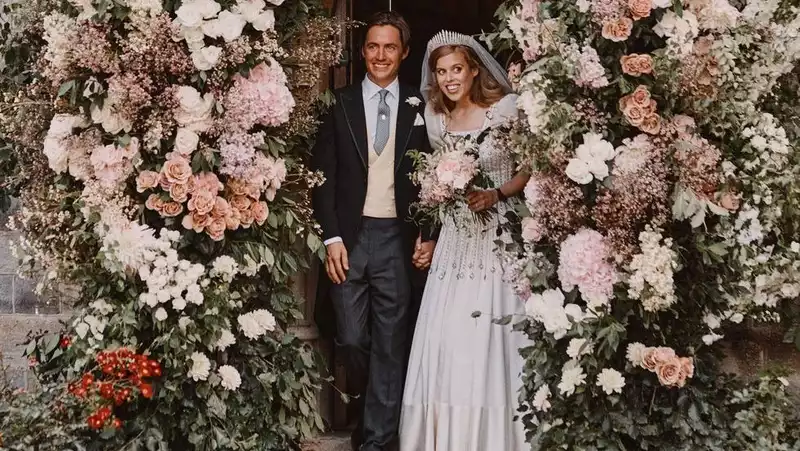 Princess Beatrice's wedding dress on display at Windsor Castle