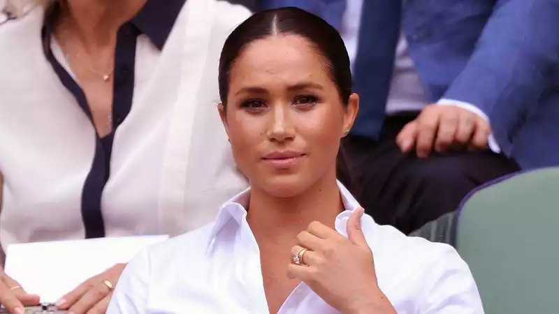 Meghan Markle reportedly feeling "extremely depressed" since returning to LA and struggling to cope.