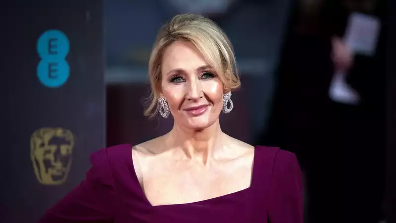 J.K. Rowling Faces Backlash for Transphobic Tweet on Menstruation