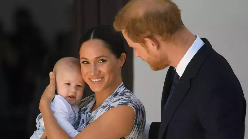 Meghan Markle and Prince Harry decline offer to name Australian bushfire plane after Archie