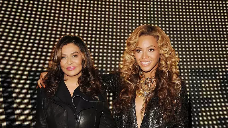 Beyoncé's Mother, Tina Knowles-Lawson, Reacts Best to "Savage" Remix