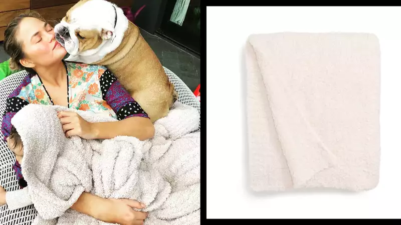 Chrissy Teigen Says Nothing Can Replace This Cozy Barefoot Dreams Blanket