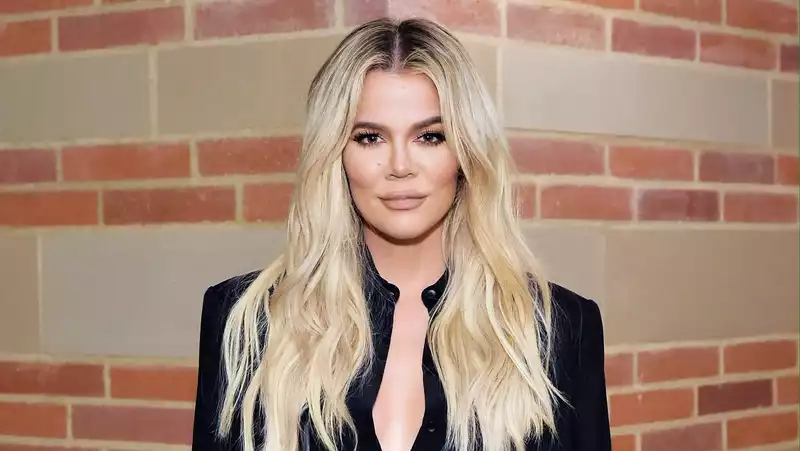 Khloe Kardashian goes "blonde" and wonders if it should be permanent