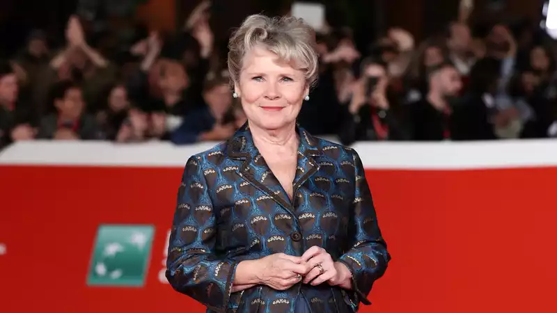 Imelda Staunton plays the Queen in the fifth and final season of "The Crown".