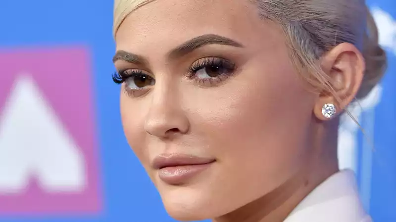 Kylie Jenner Donates $1 Million to Australia Fire Relief Following Backlash