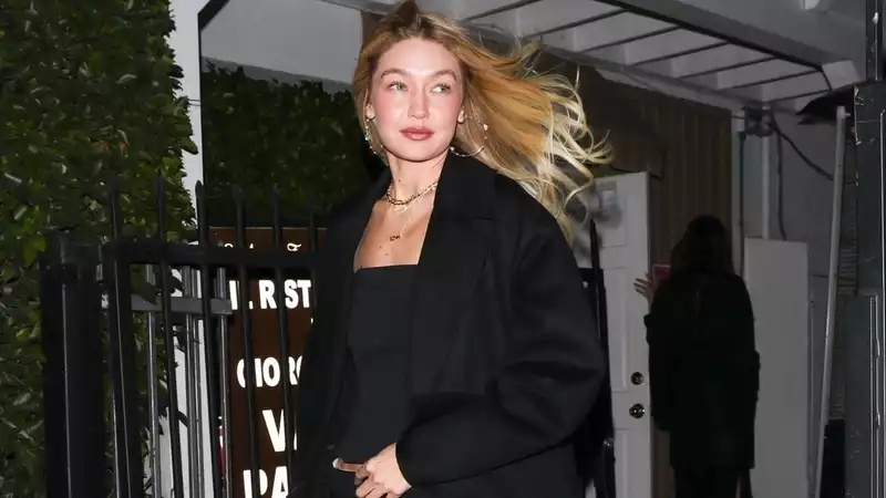 Gigi Hadid's date outfit with Bradley Cooper is chic at its best