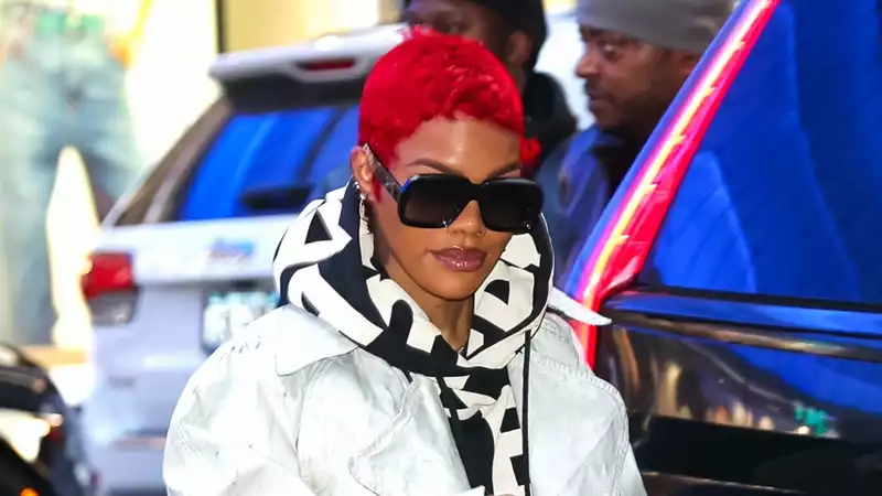 Teyana Taylor starts 2024 hot with new hair color