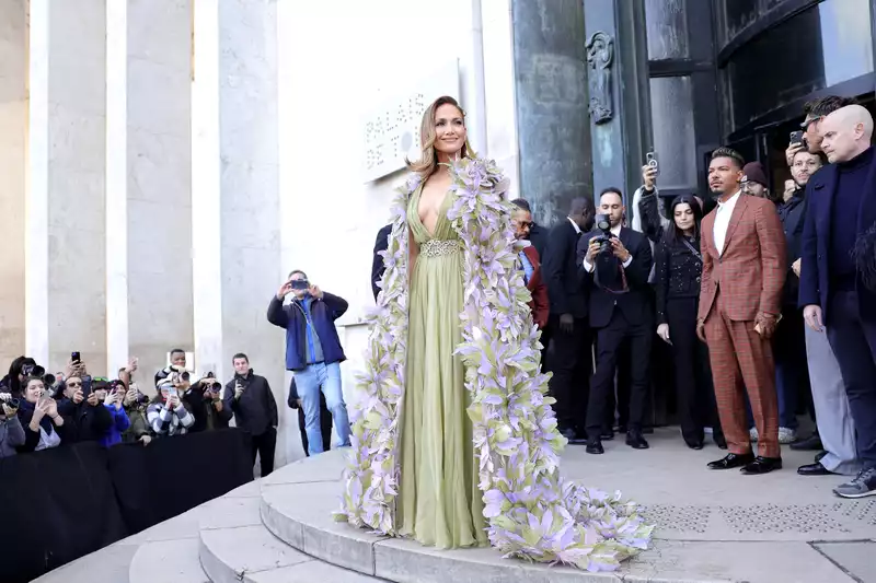 Jennifer Lopez is the Queen of Flowers at Paris Fashion Week