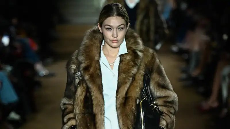 Gigi Hadid shuts down Paris Fashion Week with Double Runway day.