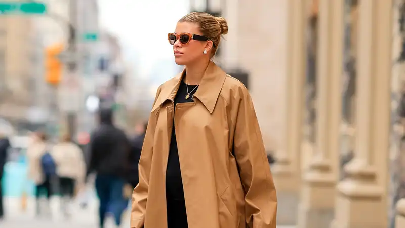 Sofia Richie matches her $650 flip-flops with a maternity dress she designed herself.