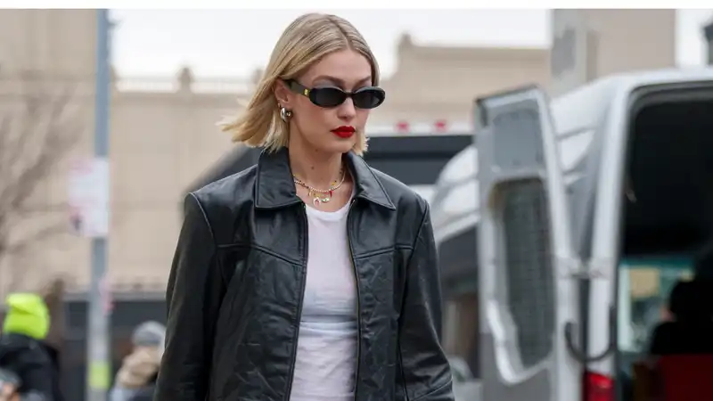 Gigi Hadid's Birkenstock clogs are the star of her comfortable outfit